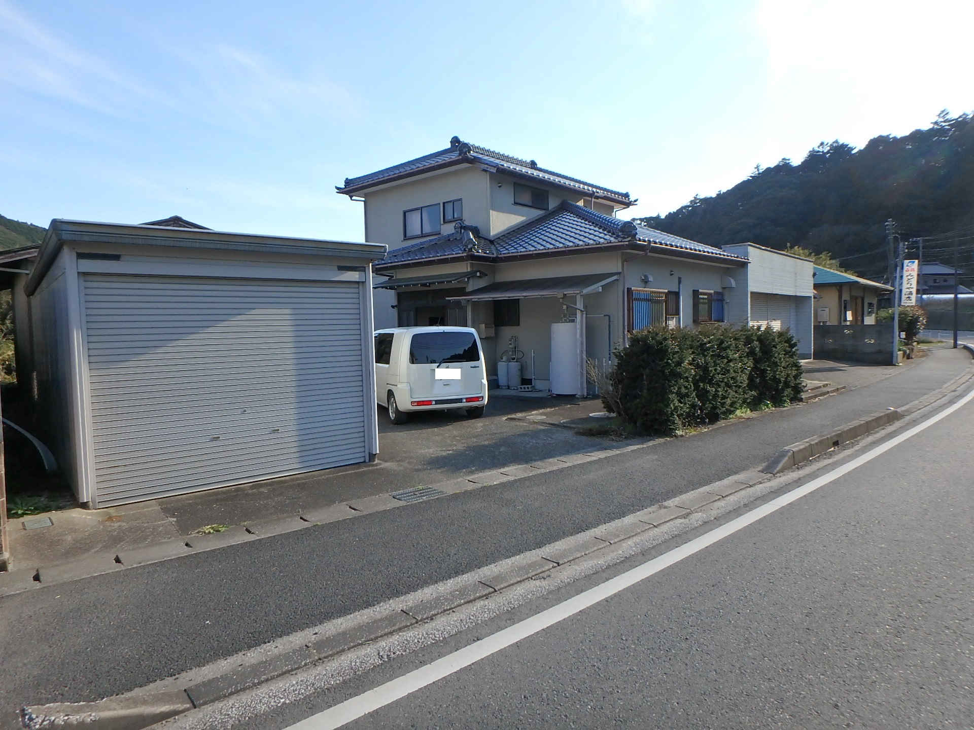 南房総市上滝田の店舗付き中古住宅売却