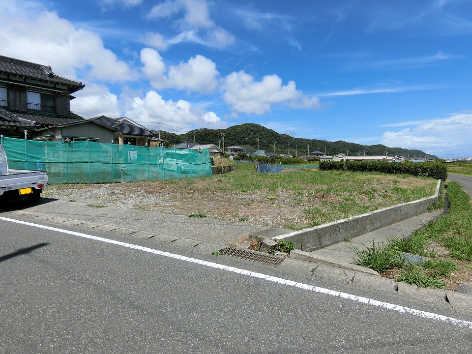 南房総市白浜町白浜の約70坪住宅用地　売却相談