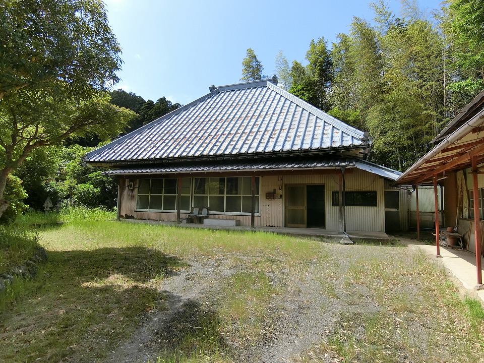鴨川市太尾　5K＋土間ほか離れ　古民家　売却相談